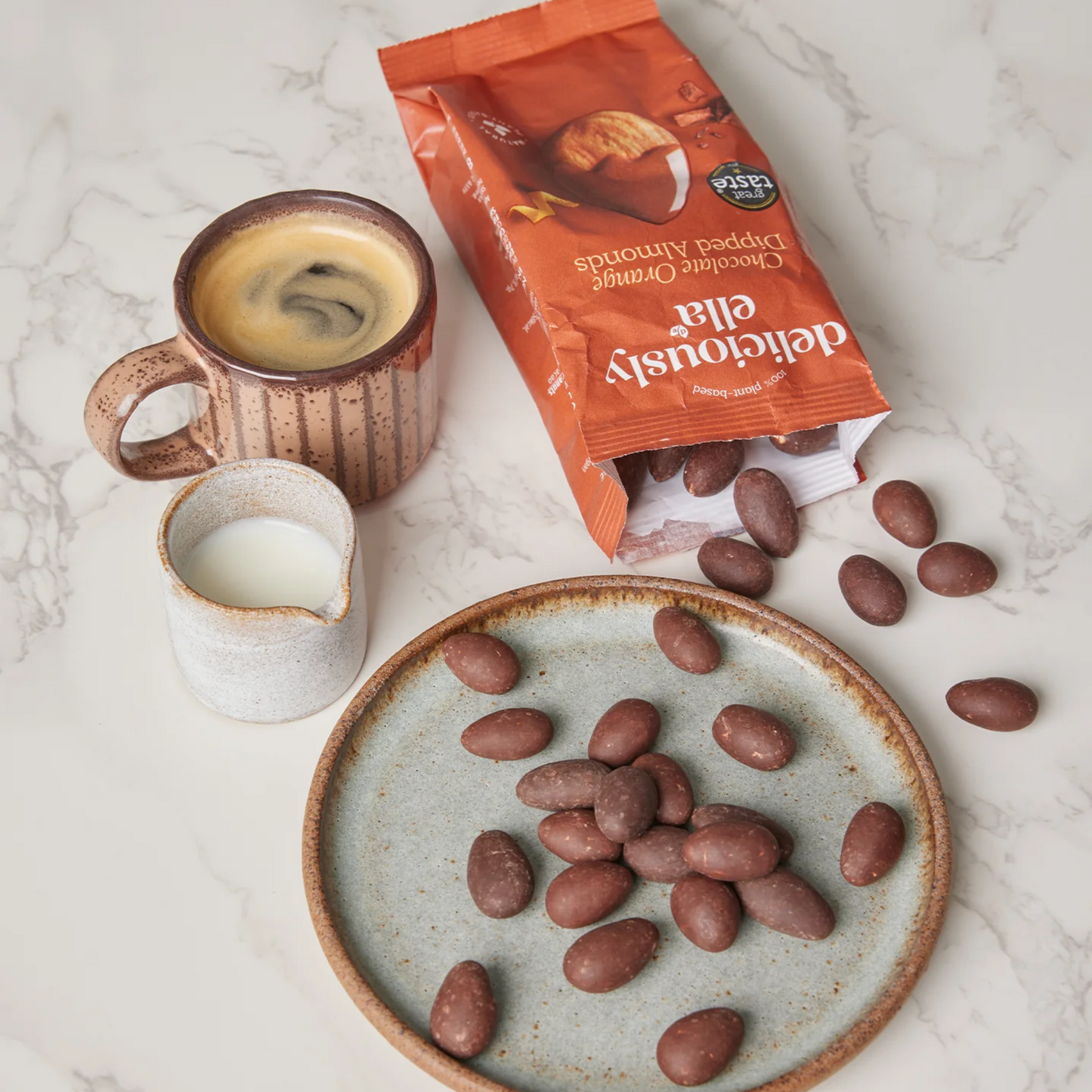 Choc Orange Dipped Almonds, 30g